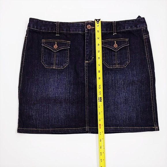 Tommy Hilfiger Size 12 Womens Blue Denim Skirt - Picture 6 of 8